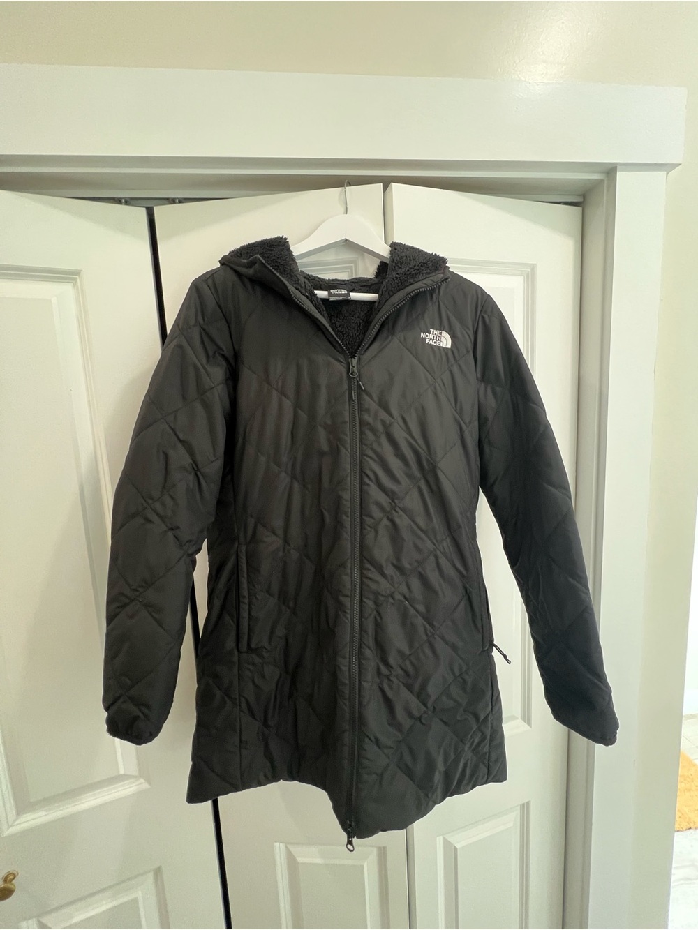 The North Face Women's Black Quilted Hooded Puffer Coat
